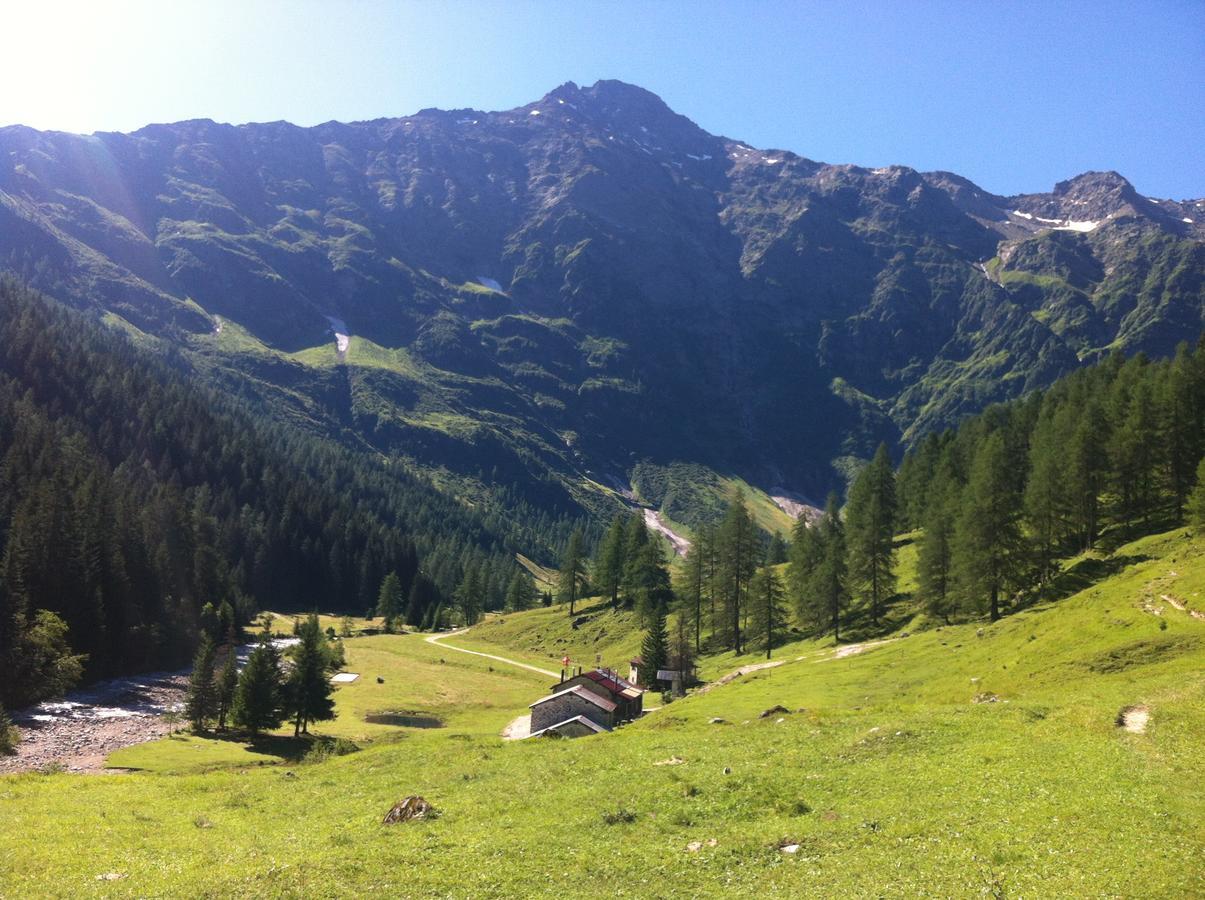 B&B Gottardo Airolo Ngoại thất bức ảnh