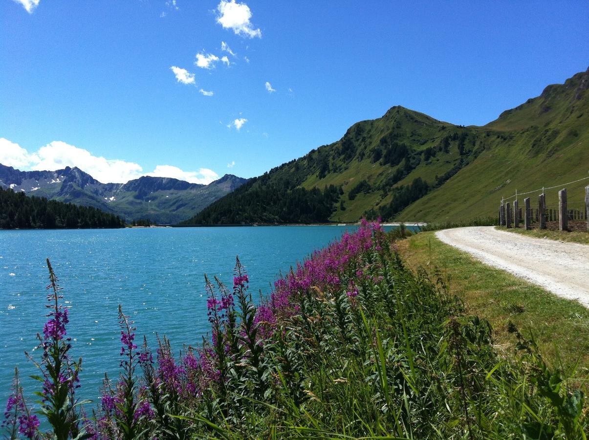 B&B Gottardo Airolo Ngoại thất bức ảnh