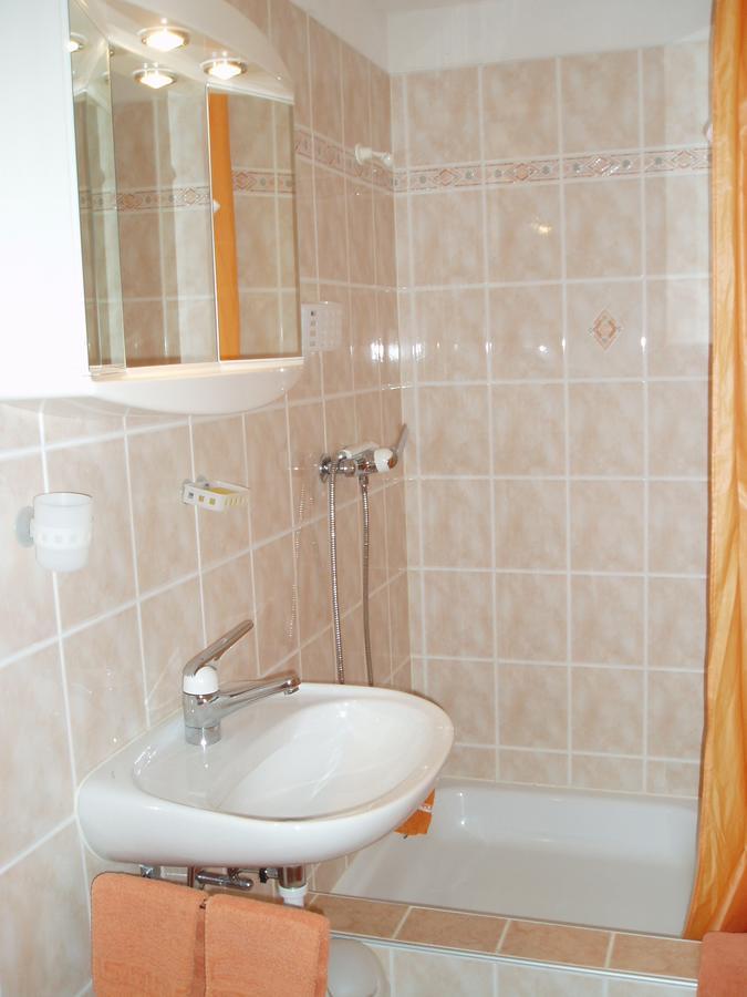 B&B Gottardo Airolo Ngoại thất bức ảnh