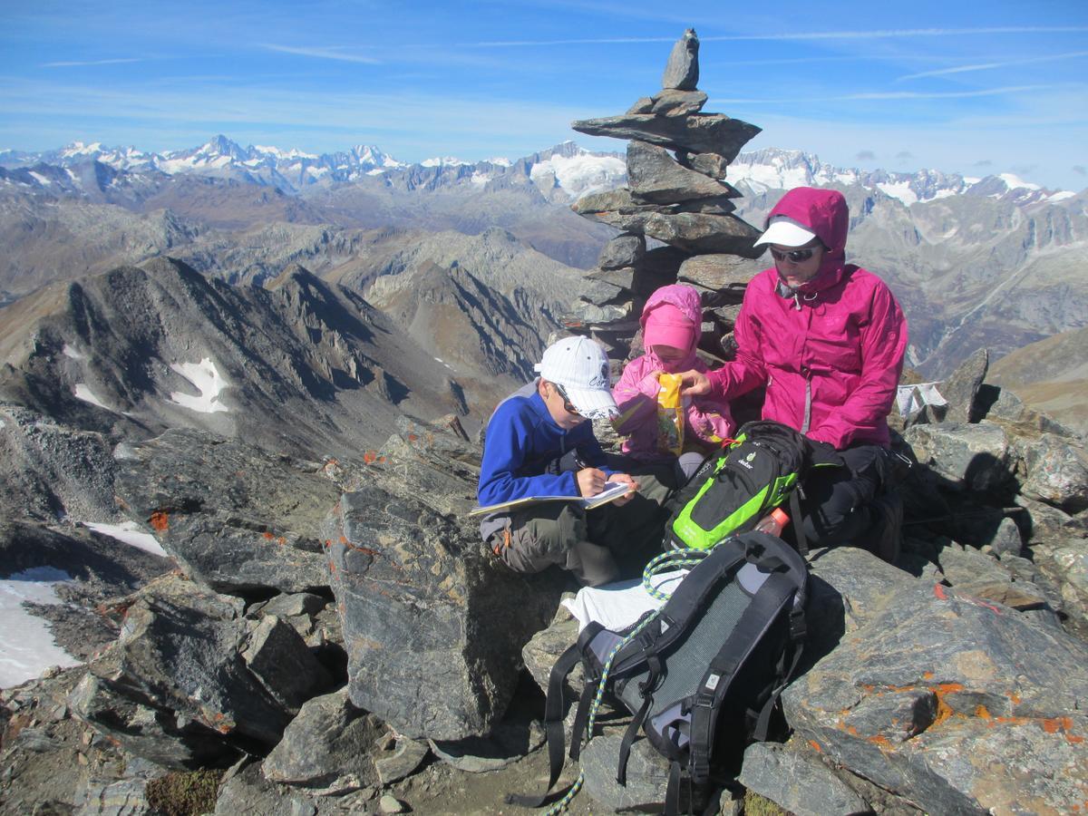 B&B Gottardo Airolo Ngoại thất bức ảnh
